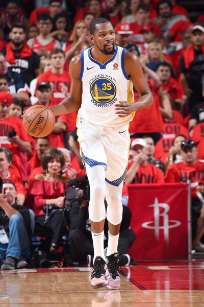 盈利阶段强 盈利阶段强